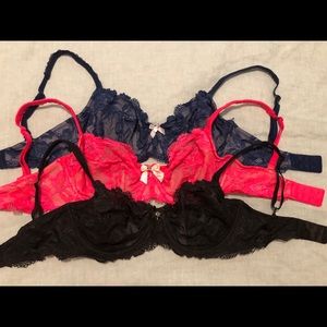 32 DDD Unlined Demi Body By Victoria Secret bra